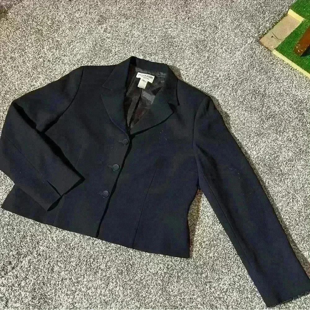 PENDLETON JACKET BLAZER VINTAGE VIRGIN WOOL SIZE 12 Petite 3 BUTTON Black- Note
